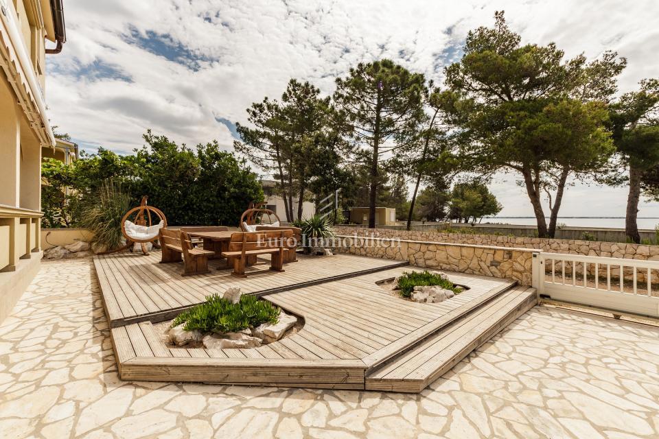 Vir - appartamento in prima fila sul mare con vista aperta