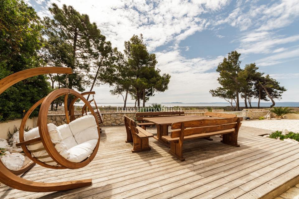 Vir - appartamento in prima fila sul mare con vista aperta