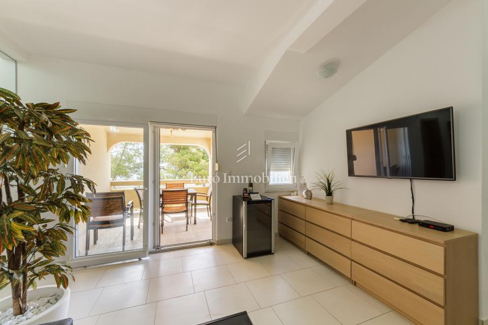 Vir - appartamento in prima fila sul mare con vista aperta