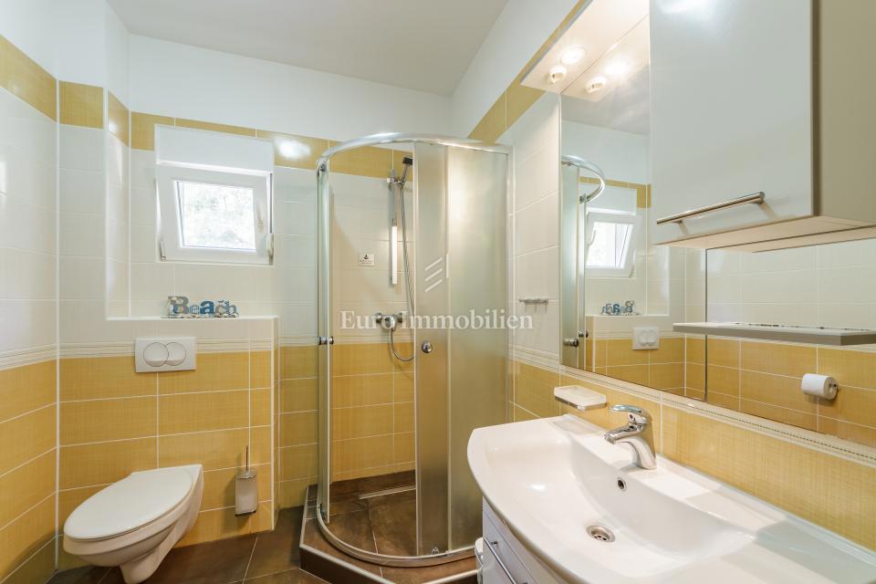 Vir - appartamento in prima fila sul mare con vista aperta