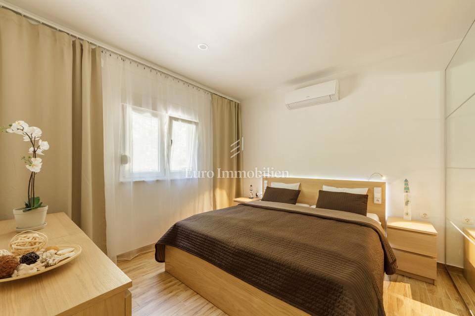 Vir - appartamento in prima fila sul mare con vista aperta