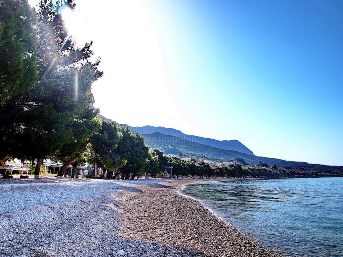 TUČEPI BEACH!!! Apartment in Tučepi, first row to the sea