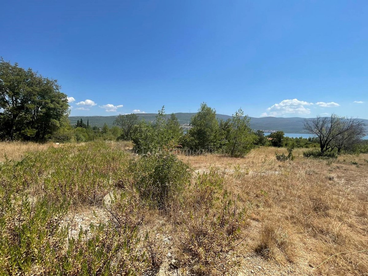 Great opportunity! Large building plot, Pridraga