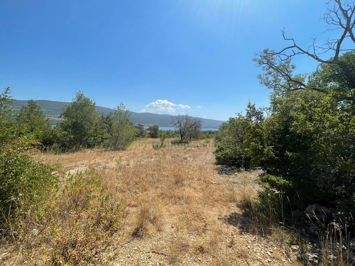 Great opportunity! Large building plot, Pridraga