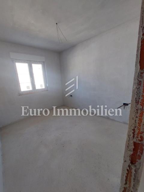 Two-bedroom apartment in a new building, Pakoštane