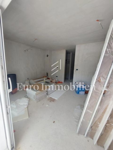 Two-bedroom apartment in a new building, Pakoštane