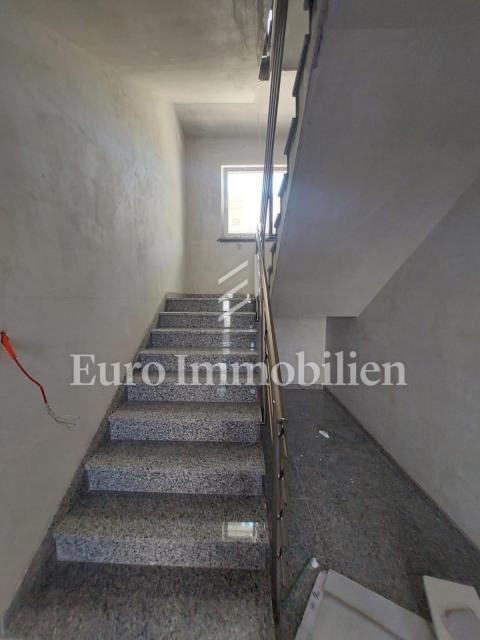 Two-bedroom apartment in a new building, Pakoštane