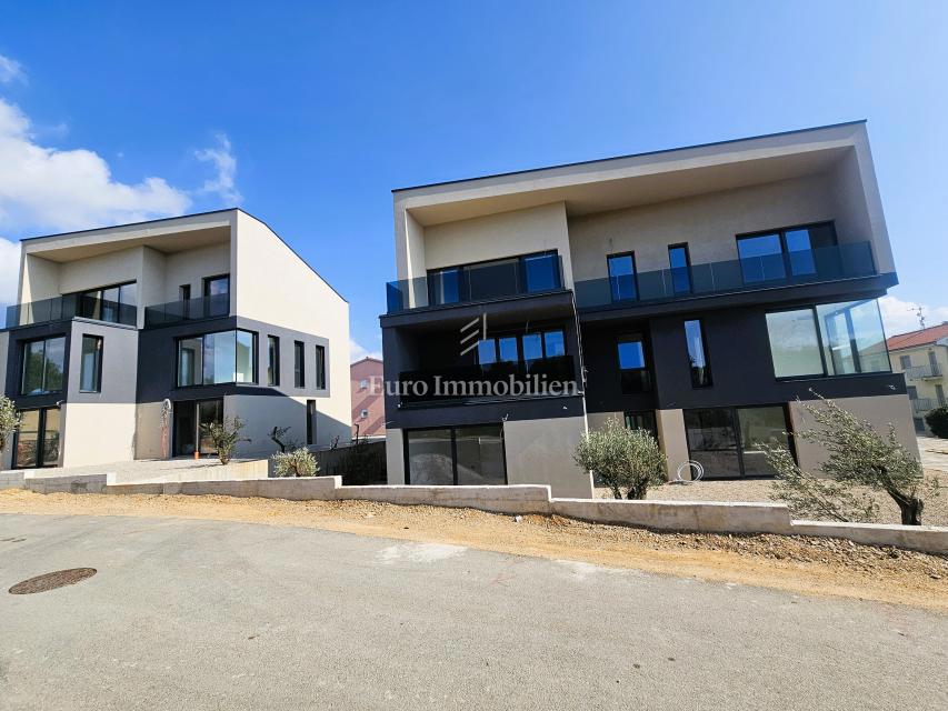 Attico in un nuovo edificio nella città di Krk