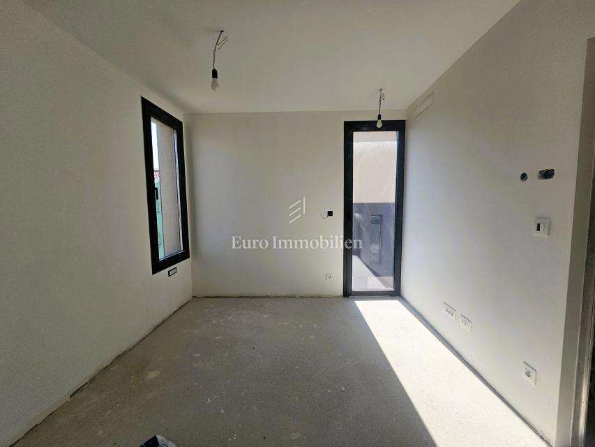 Attico in un nuovo edificio nella città di Krk