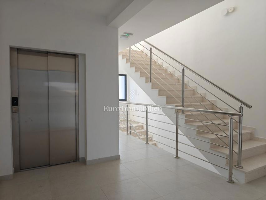 Modern apartments with sea view, Čiovo