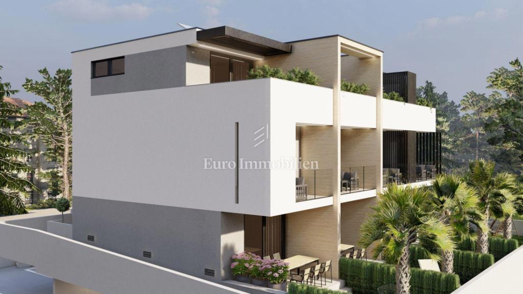 Modern apartment with garden and terrace, new building, island of Krk