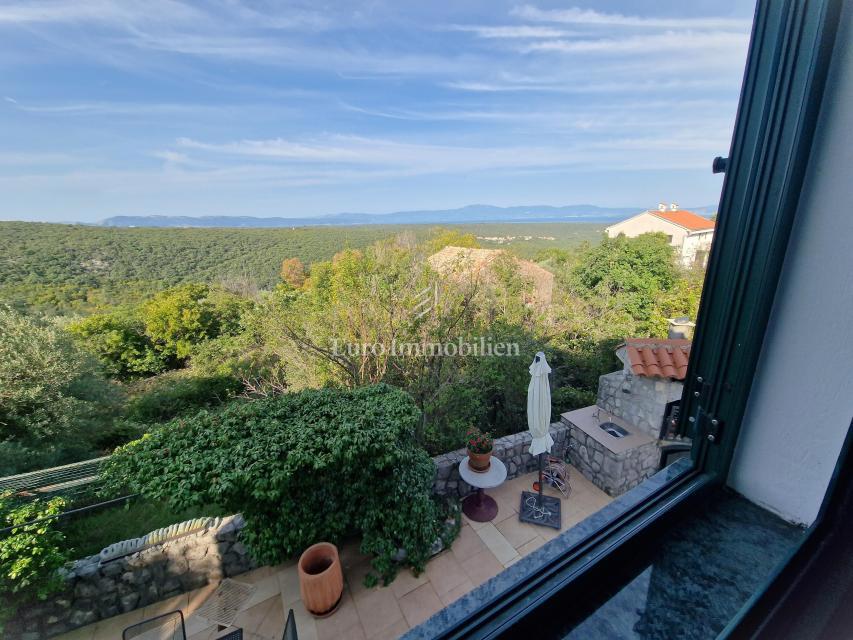 Casa indipendente con vista mare