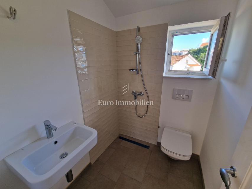 Appartamento con vista mare aperta