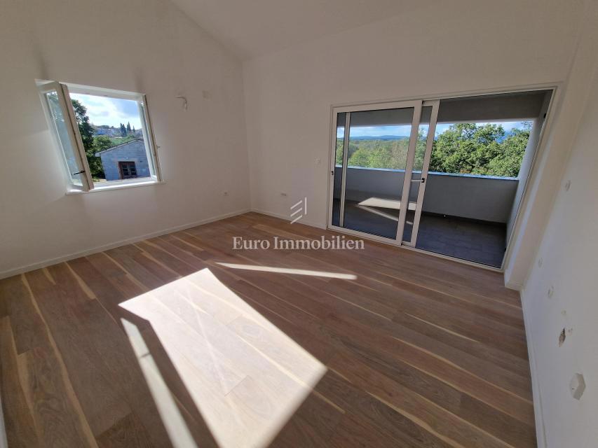 Appartamento con vista mare aperta