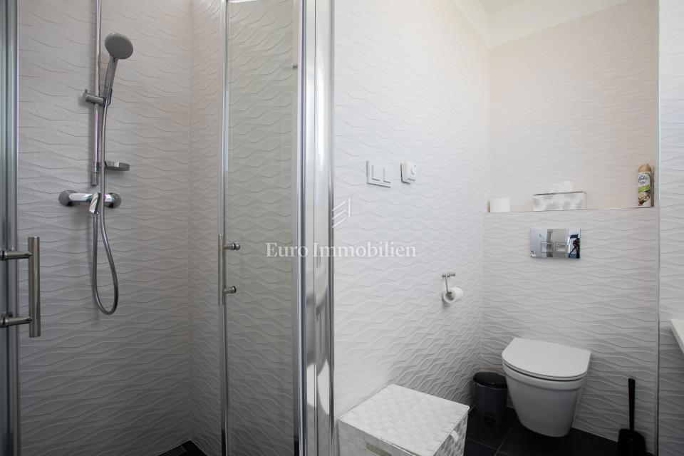 Ražanj, villa esclusiva con vista mare