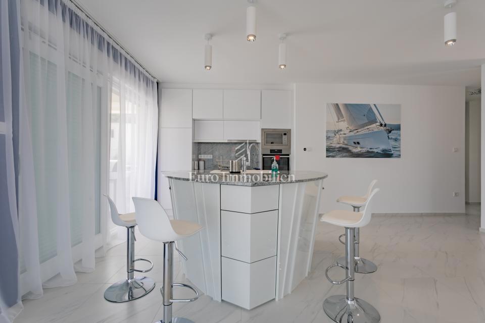 Ražanj, villa esclusiva con vista mare