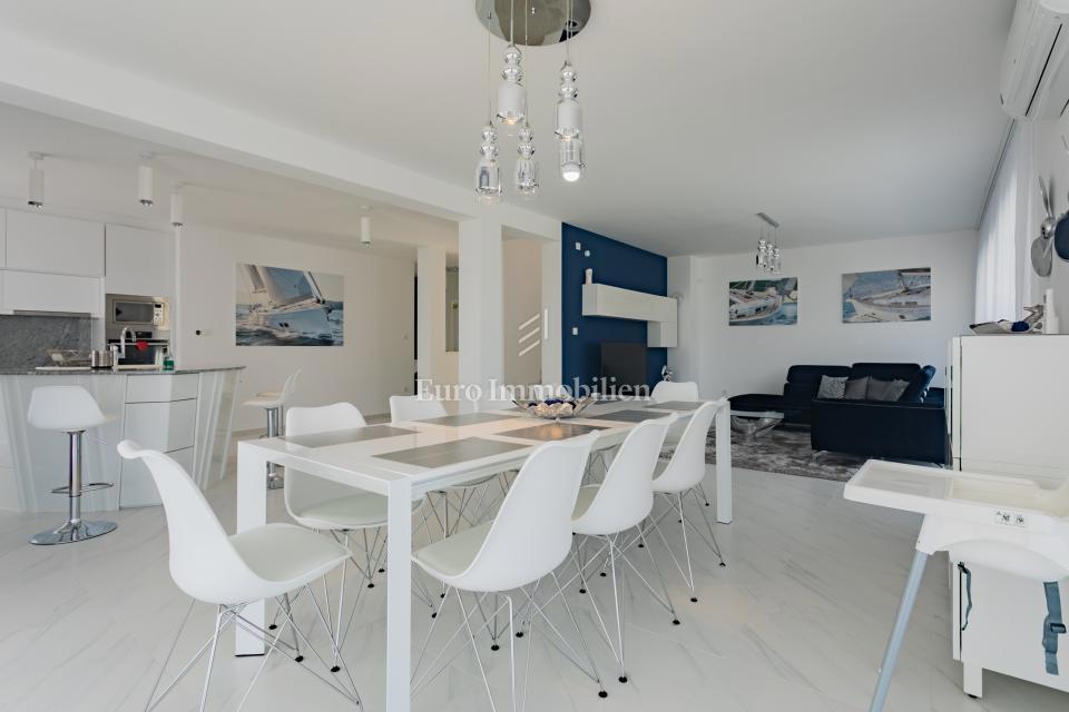 Ražanj, villa esclusiva con vista mare