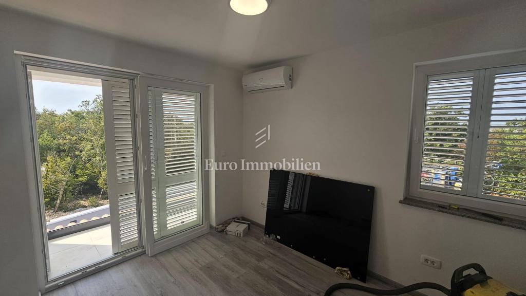 Jadranovo - nuova casa con piscina