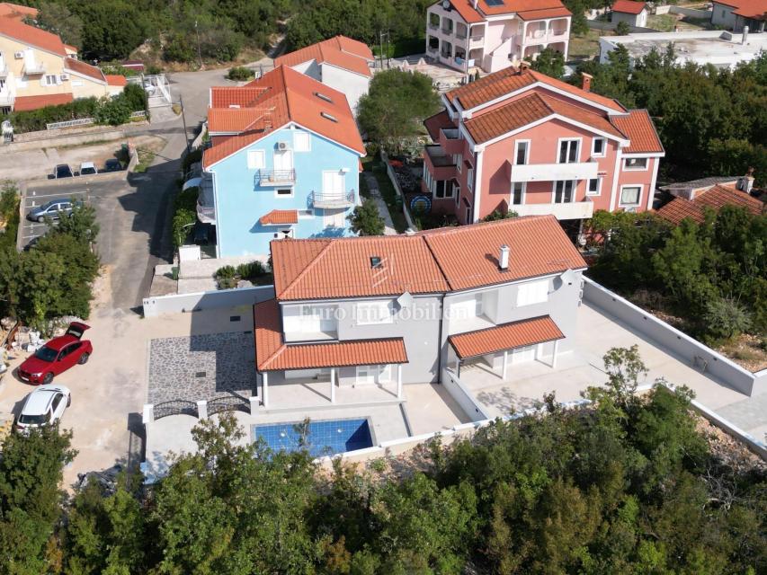 Jadranovo - nuova casa con piscina