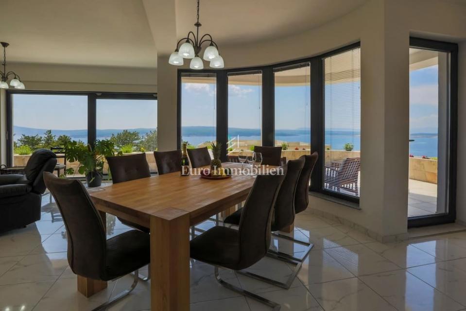 Casa indipendente con piscina Crikvenica