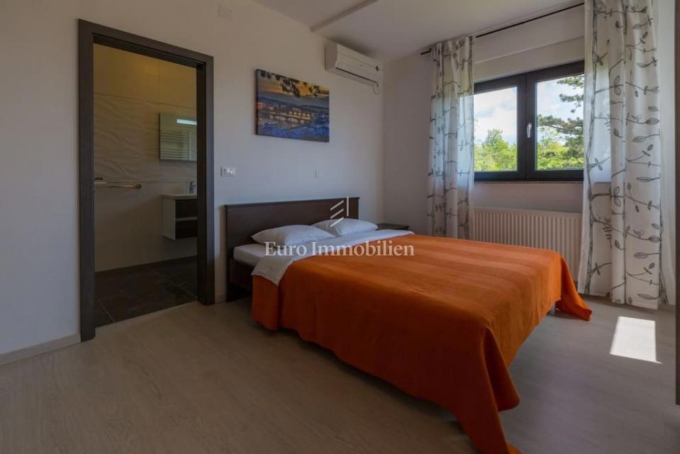 Casa indipendente con piscina Crikvenica