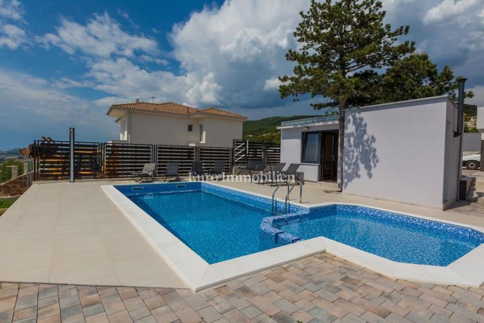 Casa indipendente con piscina Crikvenica