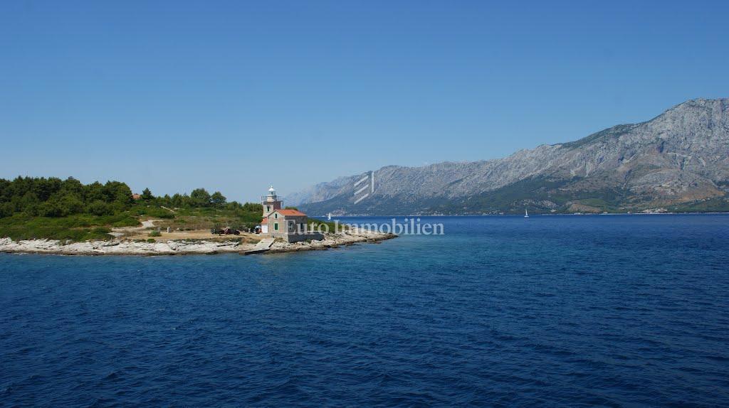 Terreno edificabile vicino al mare - isola di Hvar