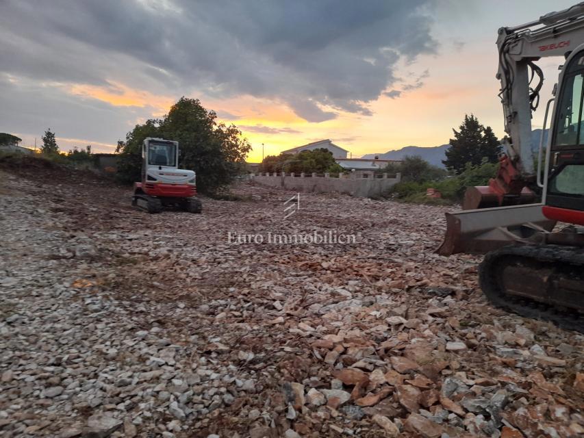 Terreno edificabile vicino al mare - isola di Hvar