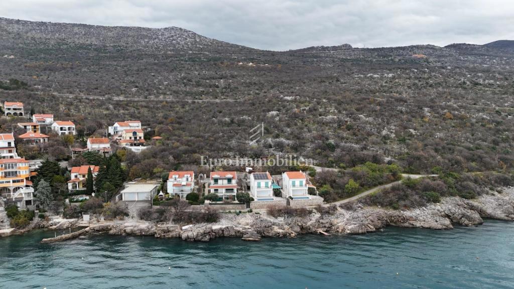 Novi Vinodolski terreno edificabile sul mare