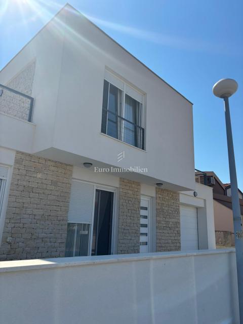 Vir - casa indipendente a 130 metri dal mare