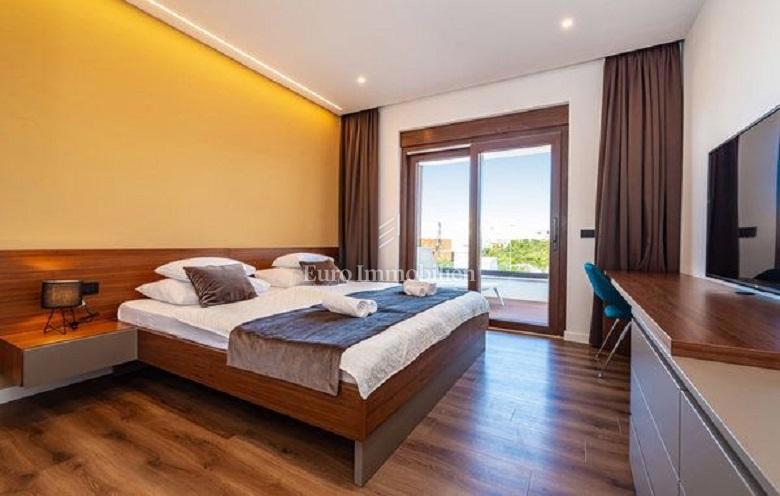 Novalja - villa di lusso con piscina