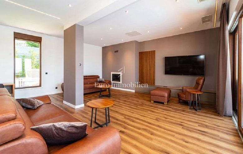 Novalja - villa di lusso con piscina