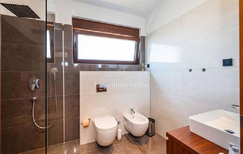 Novalja - villa di lusso con piscina