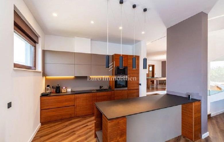 Novalja - villa di lusso con piscina