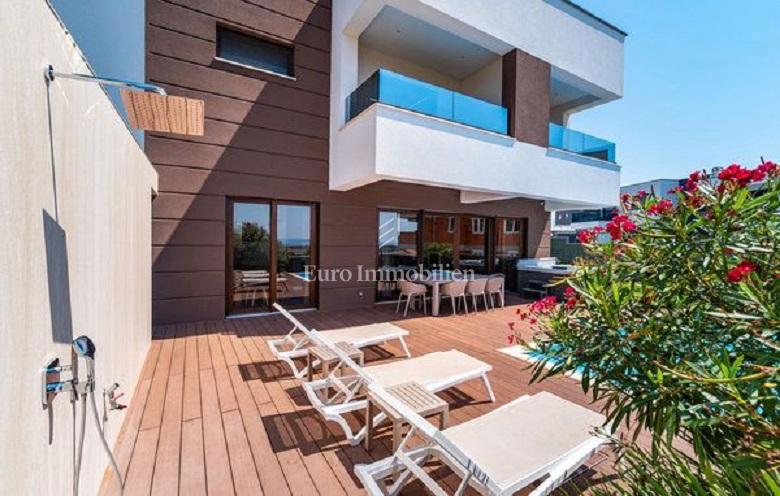Novalja - villa di lusso con piscina