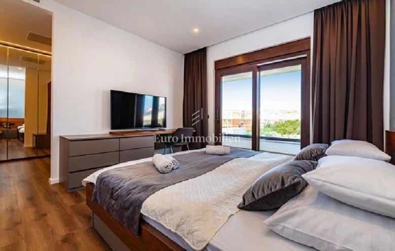 Novalja - villa di lusso con piscina