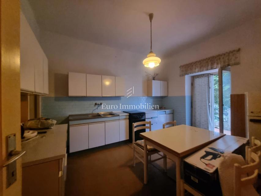 Crikvenica - casa da ristrutturare