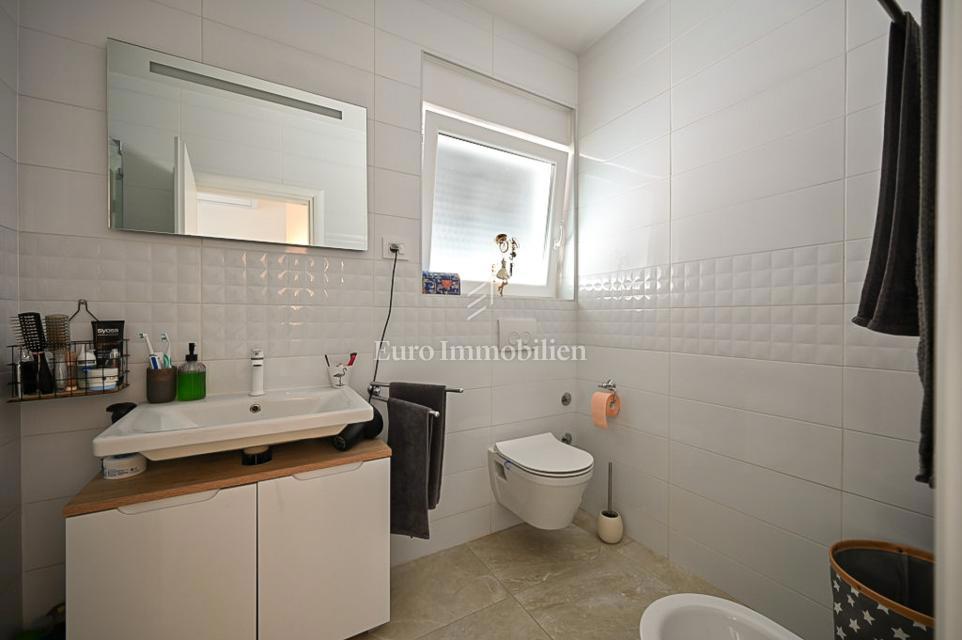 Cittanova - casa con vista mare