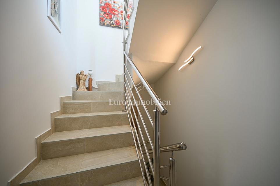 Cittanova - casa con vista mare