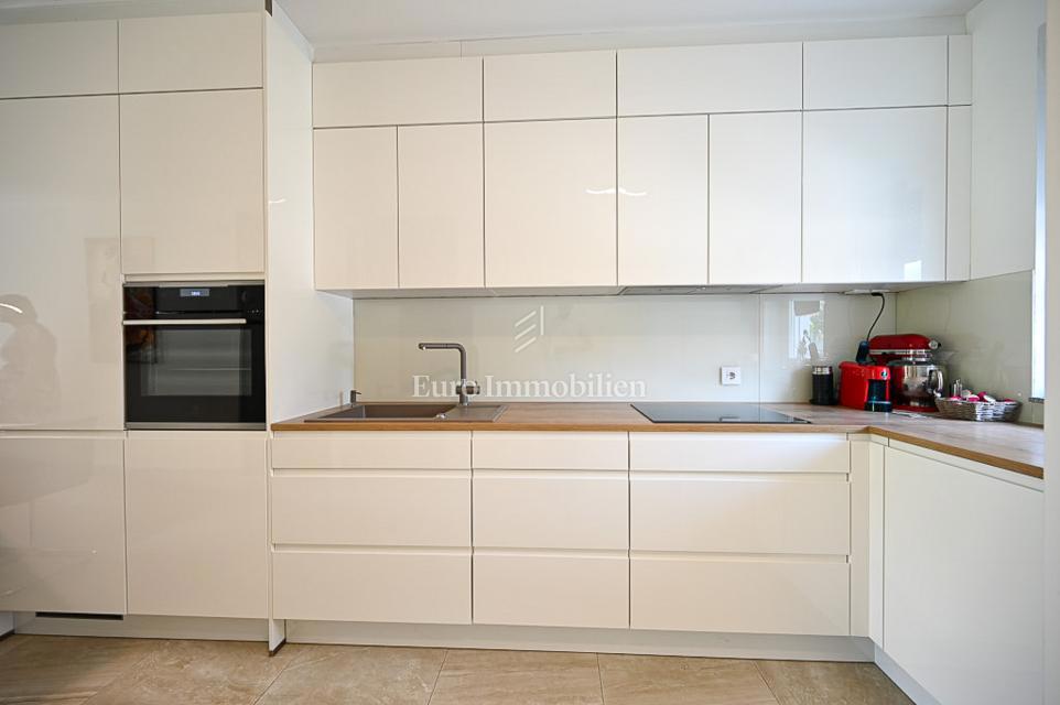 Cittanova - casa con vista mare