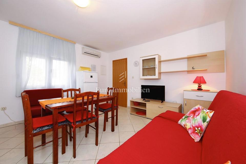 Pirovac - condominio vicino al mare