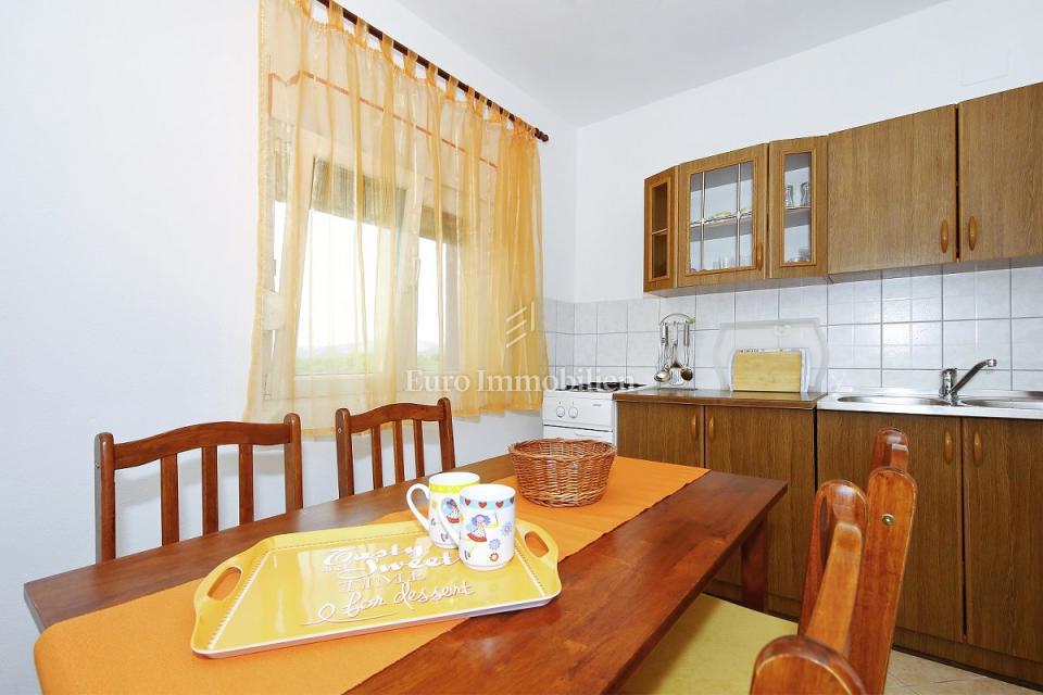 Pirovac - condominio vicino al mare