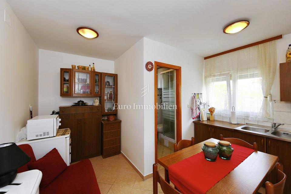 Pirovac - condominio vicino al mare