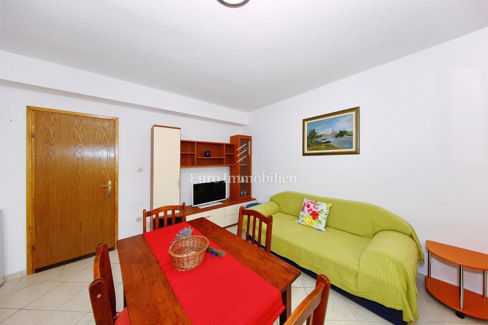 Pirovac - condominio vicino al mare