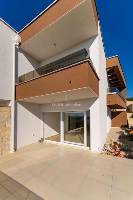 Šimuni, Pag - appartamento duplex con vista panoramica