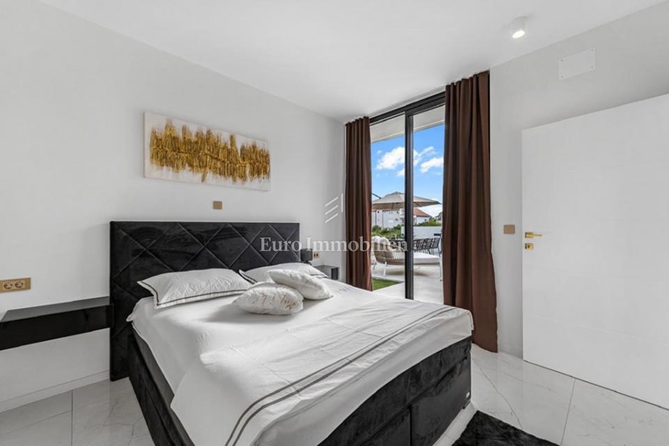 Tribunj - villa di lusso con piscina