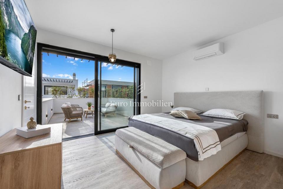 Tribunj - villa di lusso con piscina