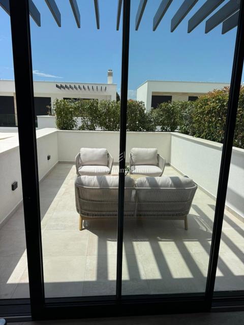 Tribunj - villa di lusso con piscina