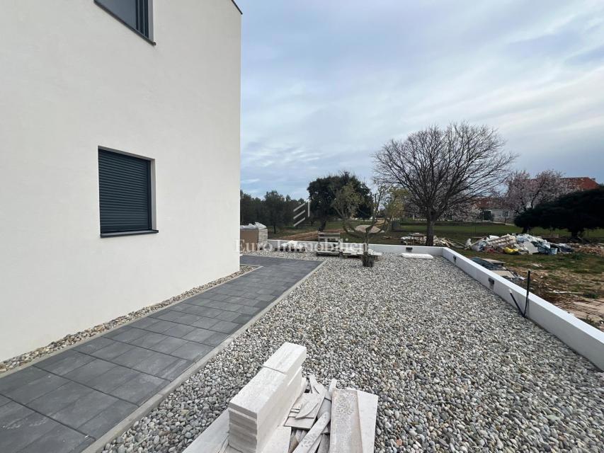 Sukošan - casa con piscina