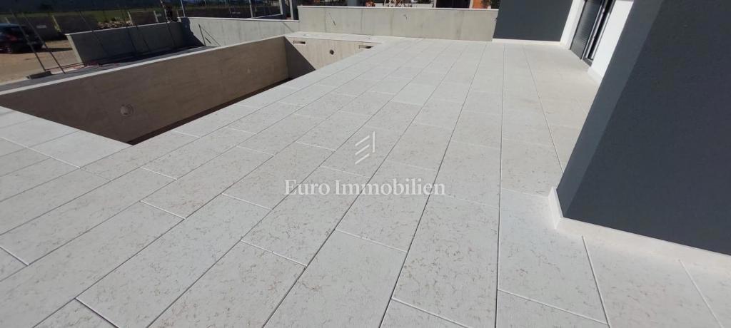 Sukošan - casa con piscina